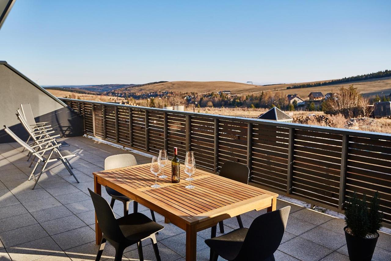 Mountain Apartments Klinovec Hexagon Loučná pod Klínovcem Екстериор снимка